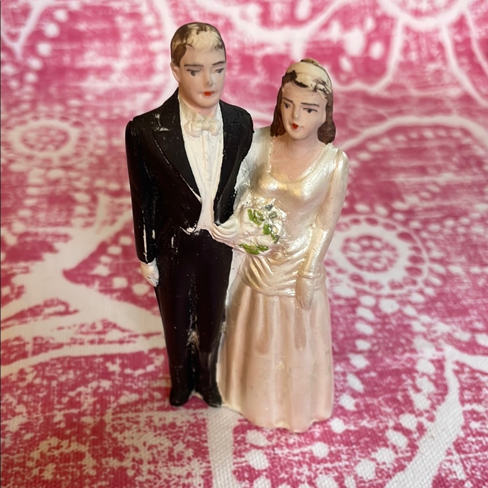 Vintage Cake Topper Wedding Bride Groom Topper 1948 J. Levinsohn 3.5"